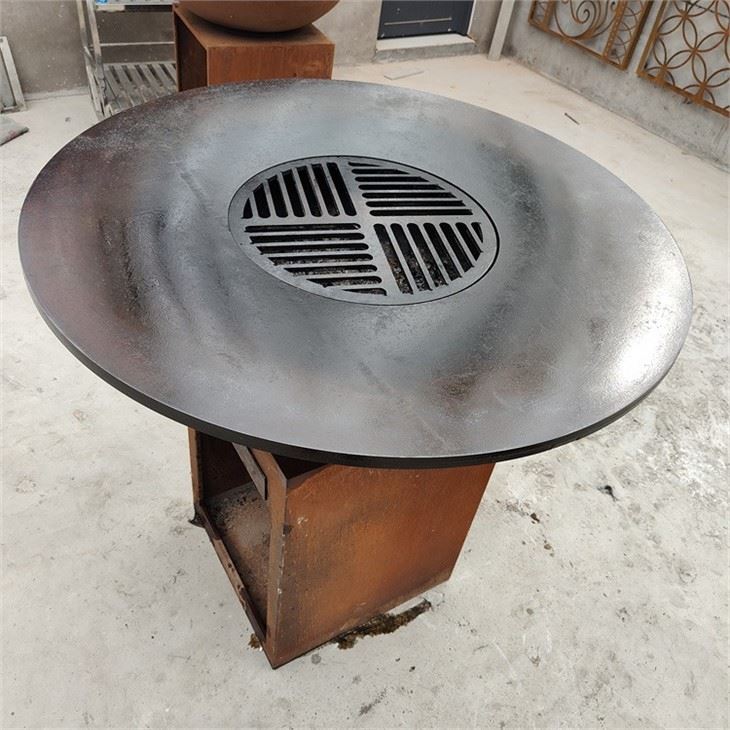 Metal Fire Pit