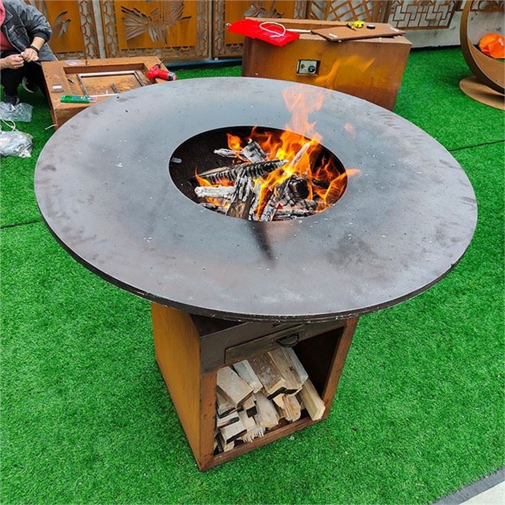 Metal Fire Pit