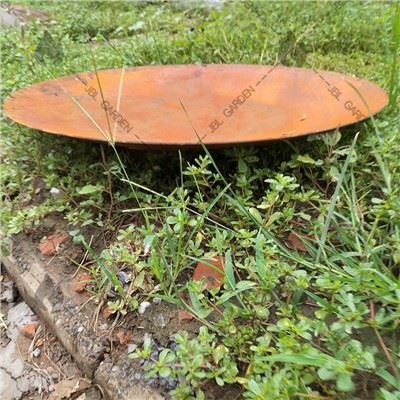আউটডোর ফায়ার পিট এবং ফায়ারপ্লেস