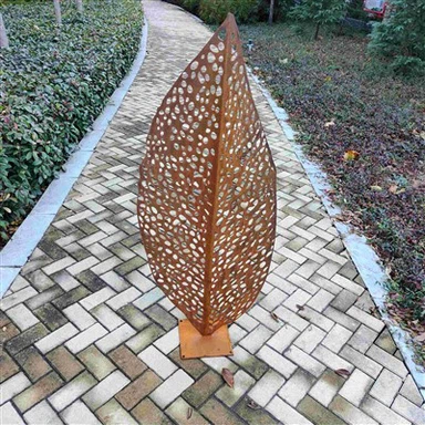 গার্ডেন মেটাল লিফ ভাস্কর্য